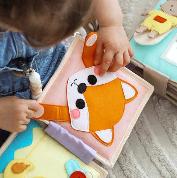 Rainbow – 6 Page Mini Quiet Book