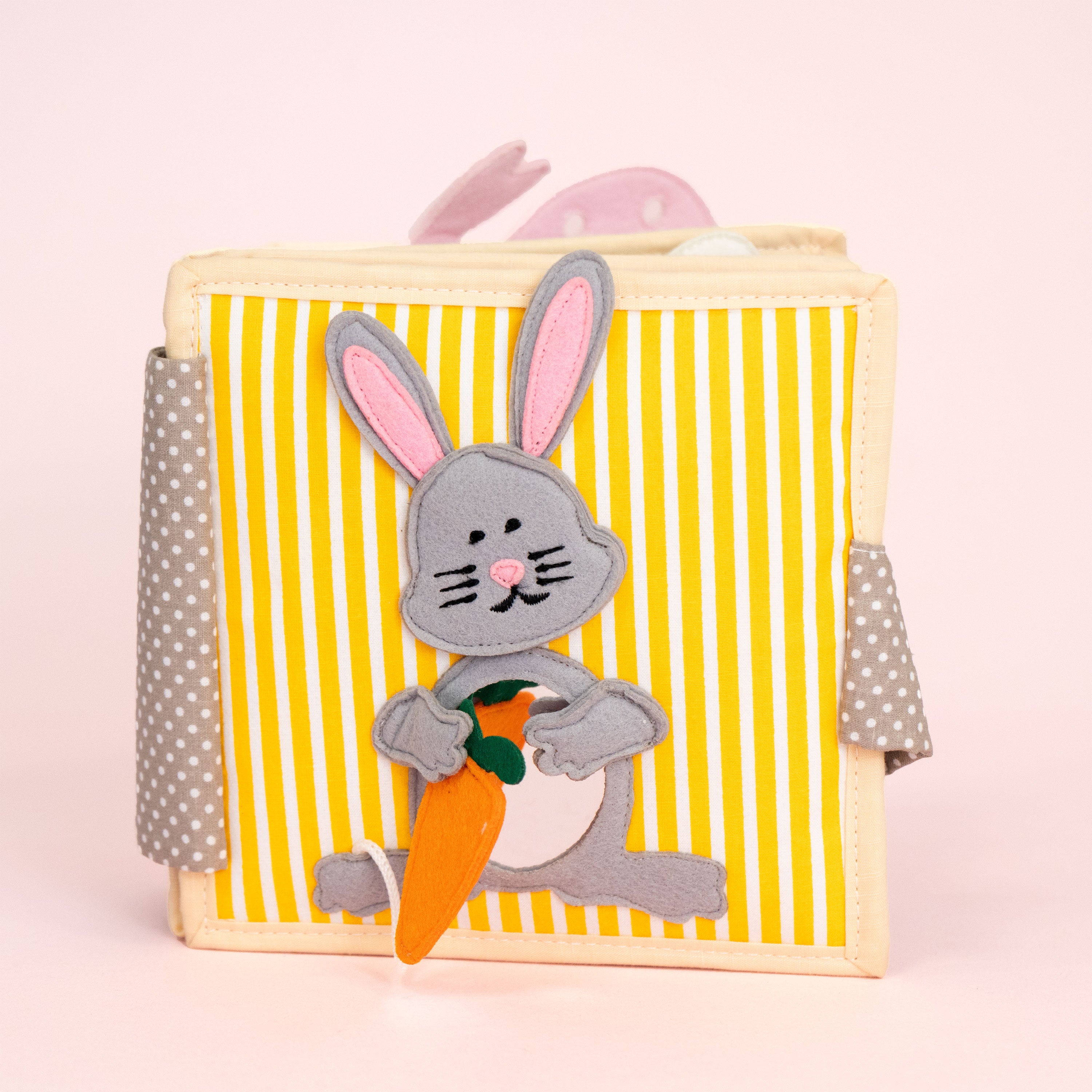 Funny Bunny- 6 pages Mini Quiet Book 
