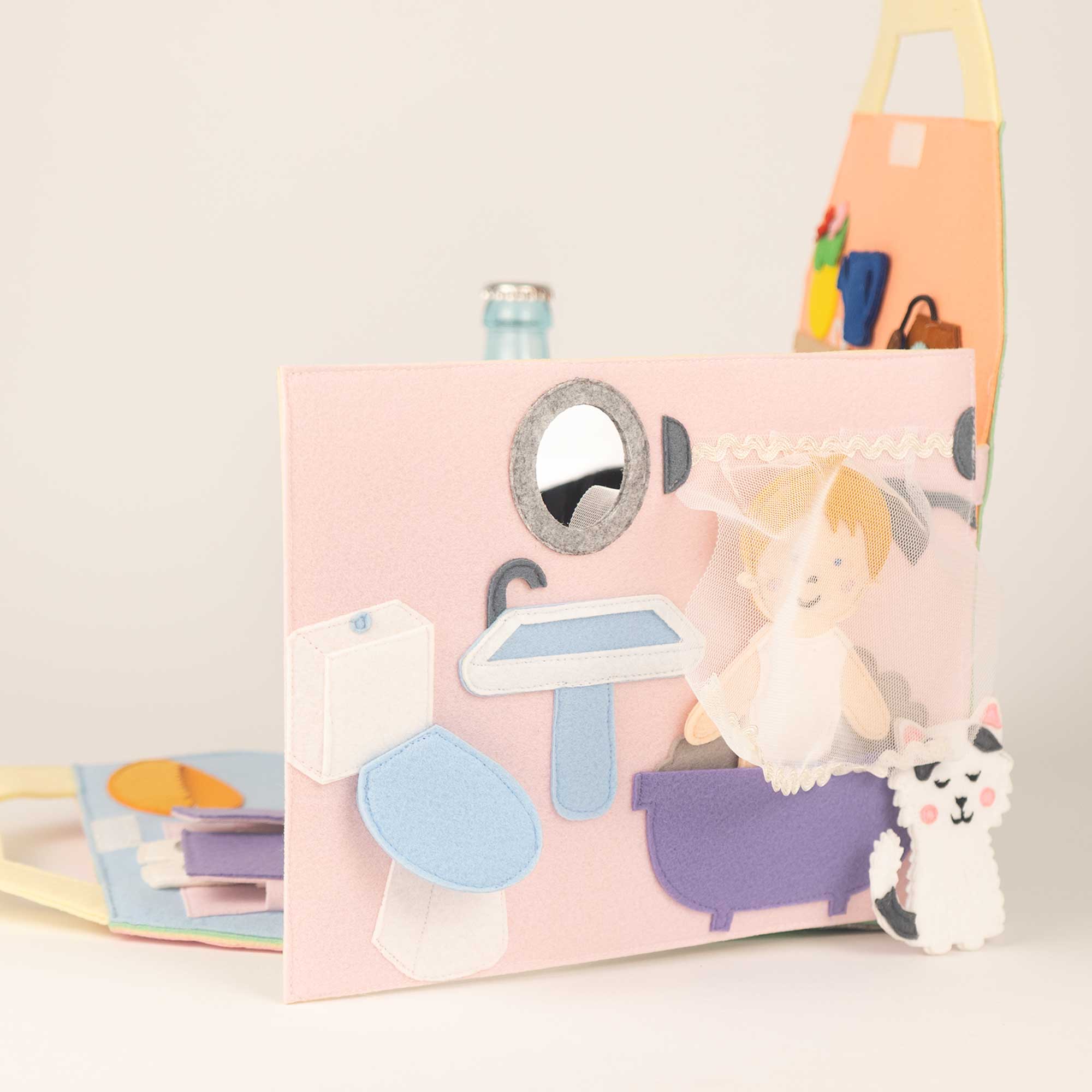 Travel Buddy Doll House